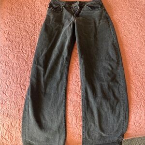 Women's Black Cropped Jeans